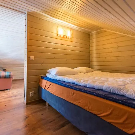 Rinteenkotka Moekki By Interhome Hyrynsalmi